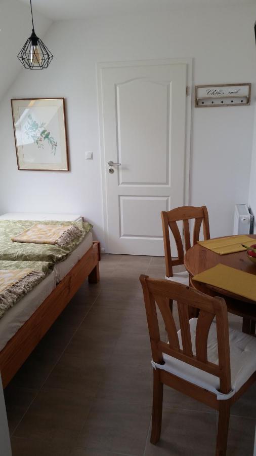 Bed & Breakfast Fuer Individualisten In Gemeinde Scharbeutz, Auch Allergiker エクステリア 写真